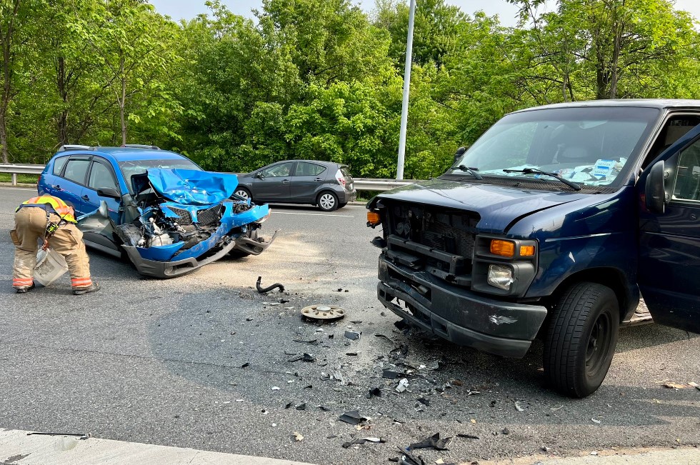 MCFRS Respond to Collision at I-270 Ramp in Gaithersburg - The MoCo Show