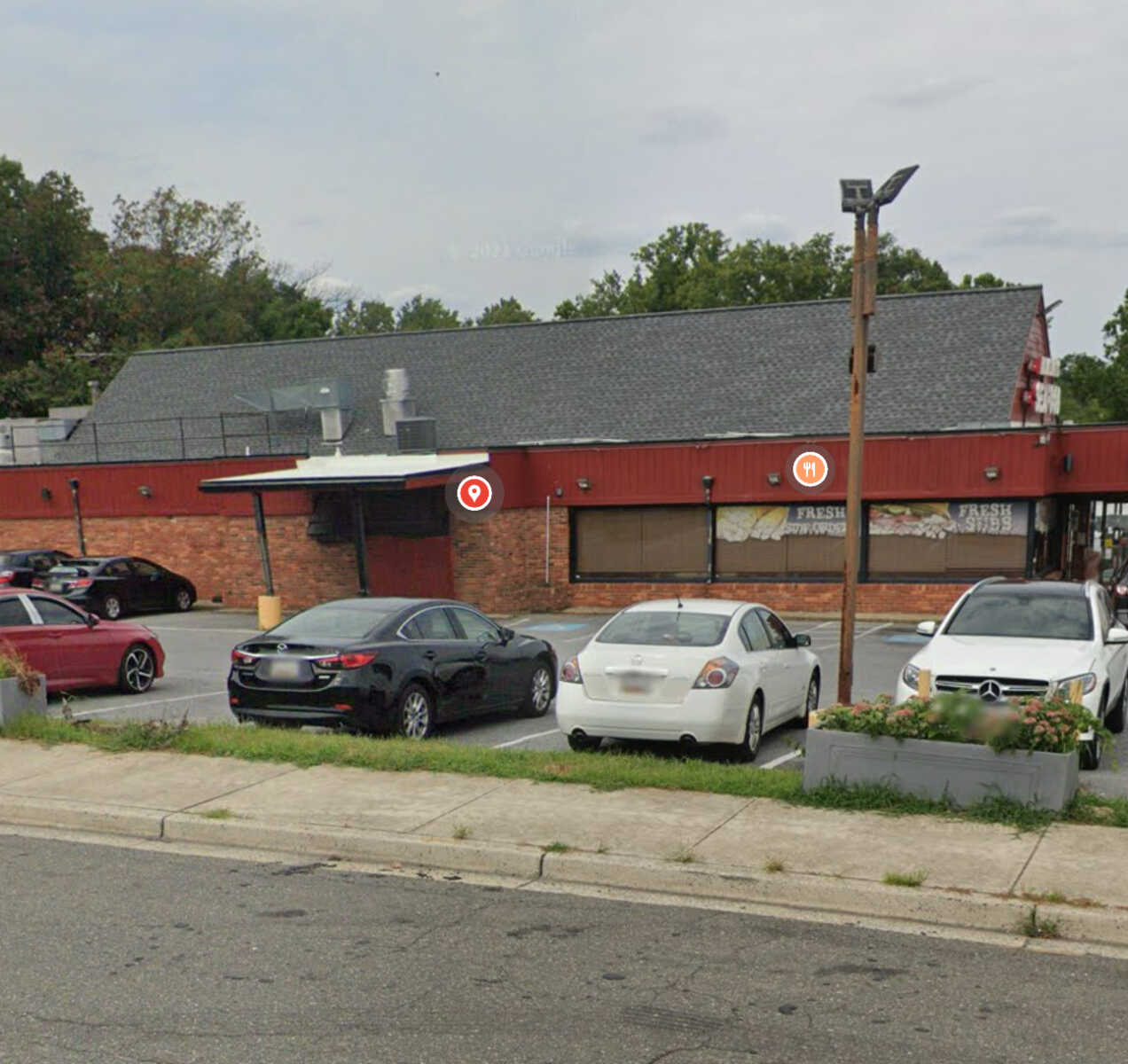 Police Respond to Armed Carjacking That Occurred in Restaurant Parking ...